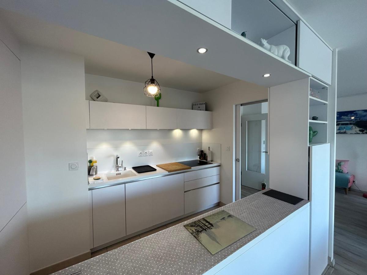 Les Terrasses Marines - Vue Imprenable Sur Le Port De Plaisance Apartment วานส์ ภายนอก รูปภาพ