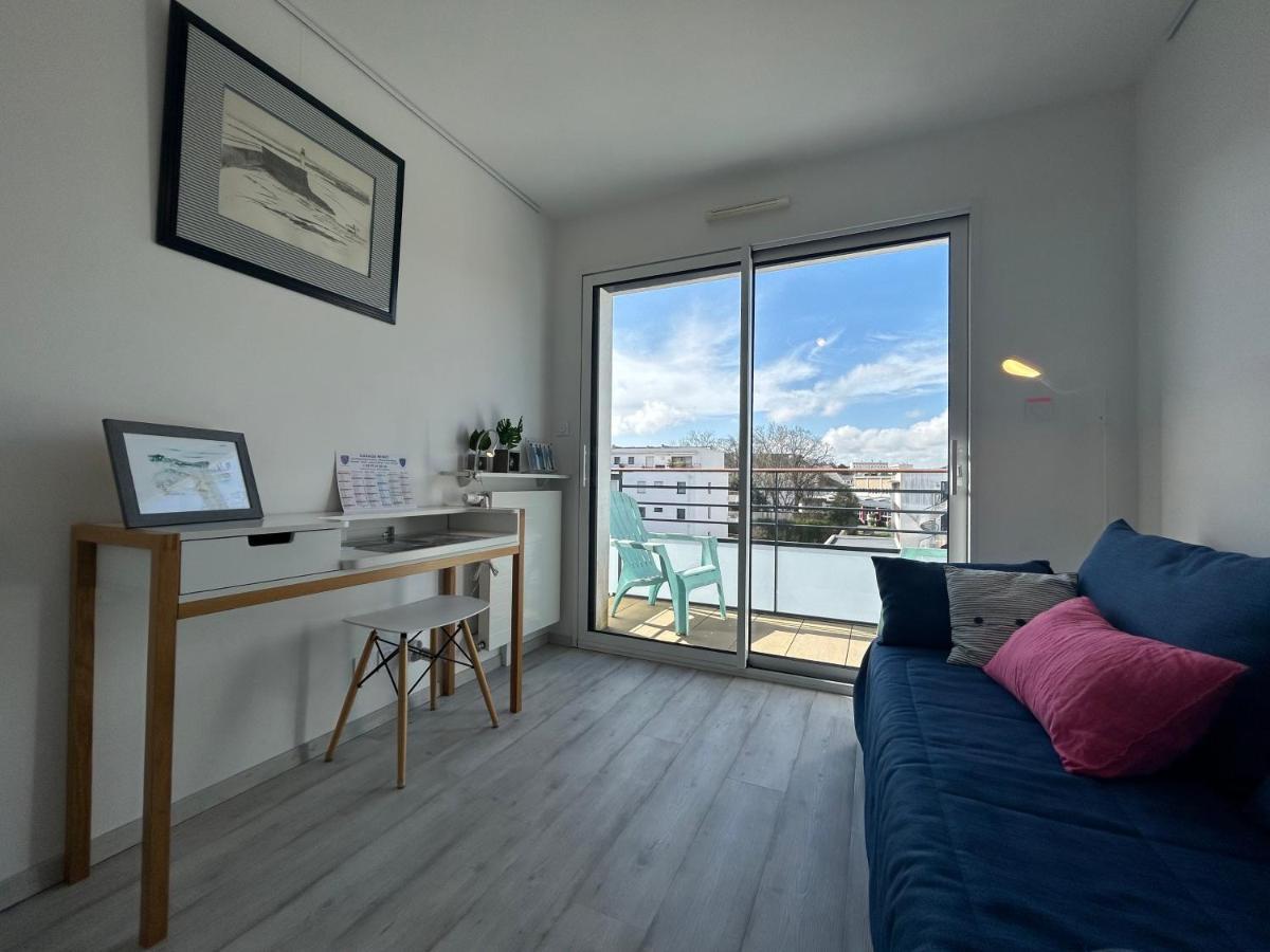 Les Terrasses Marines - Vue Imprenable Sur Le Port De Plaisance Apartment วานส์ ภายนอก รูปภาพ